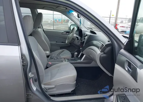 2011 Subaru Forester 2.5X Premium z USA, uszkodzony, nr VIN JF2SHADC5BH780613
